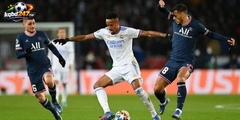 Cuộc đua giữa Real Madrid và PSG nhằm sở hữu tiền đạo hàng đầu
