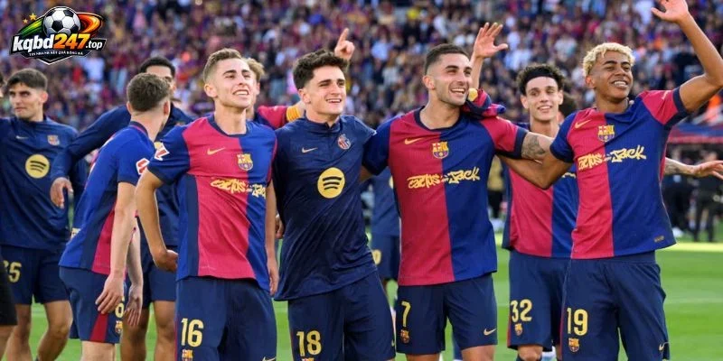 Barca gia tăng sức mạnh, đội hình ngày càng đáng gờm